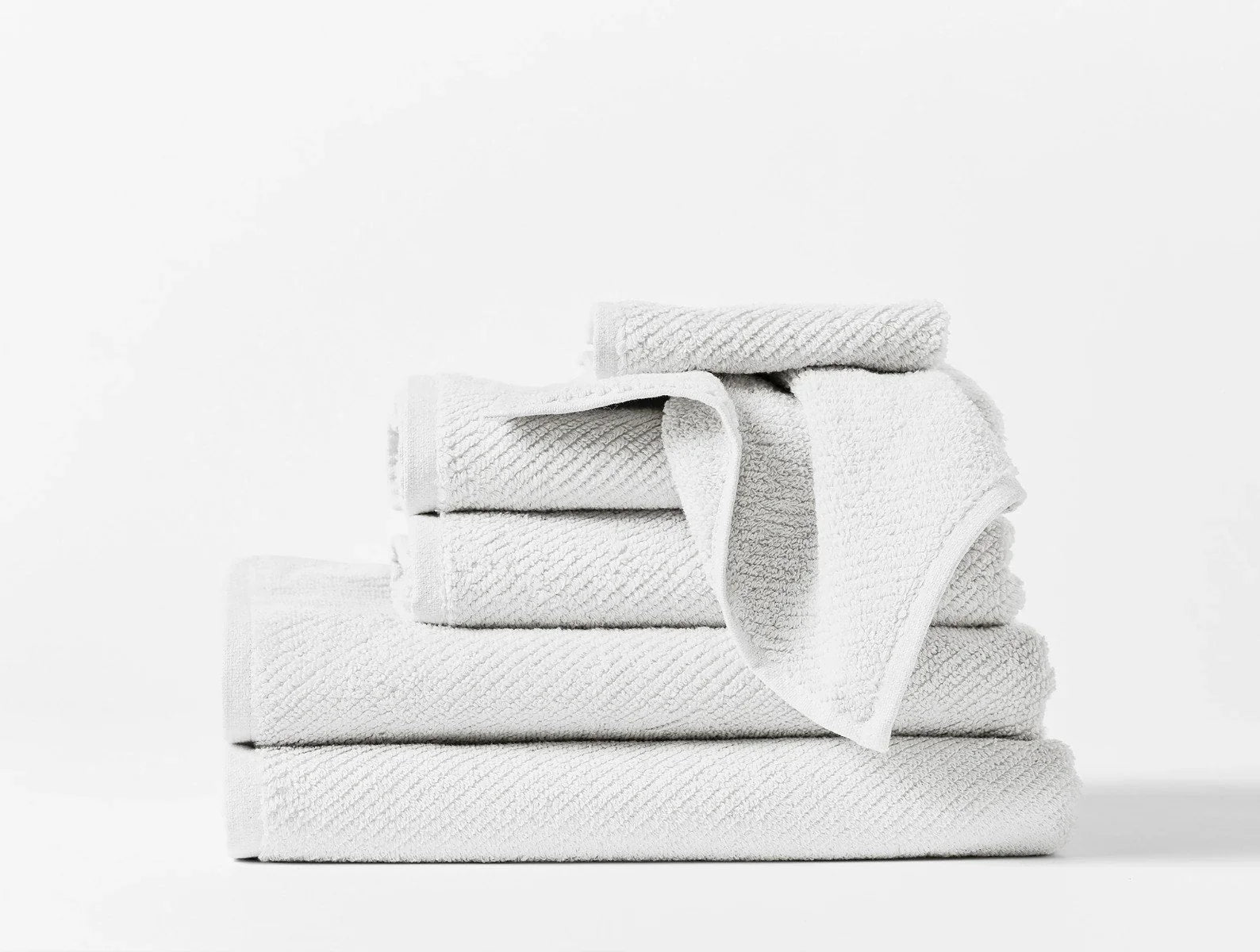 Coyuchi Towel Set - 6 Alpine White Air Weight Organic Towels & Bath Mats