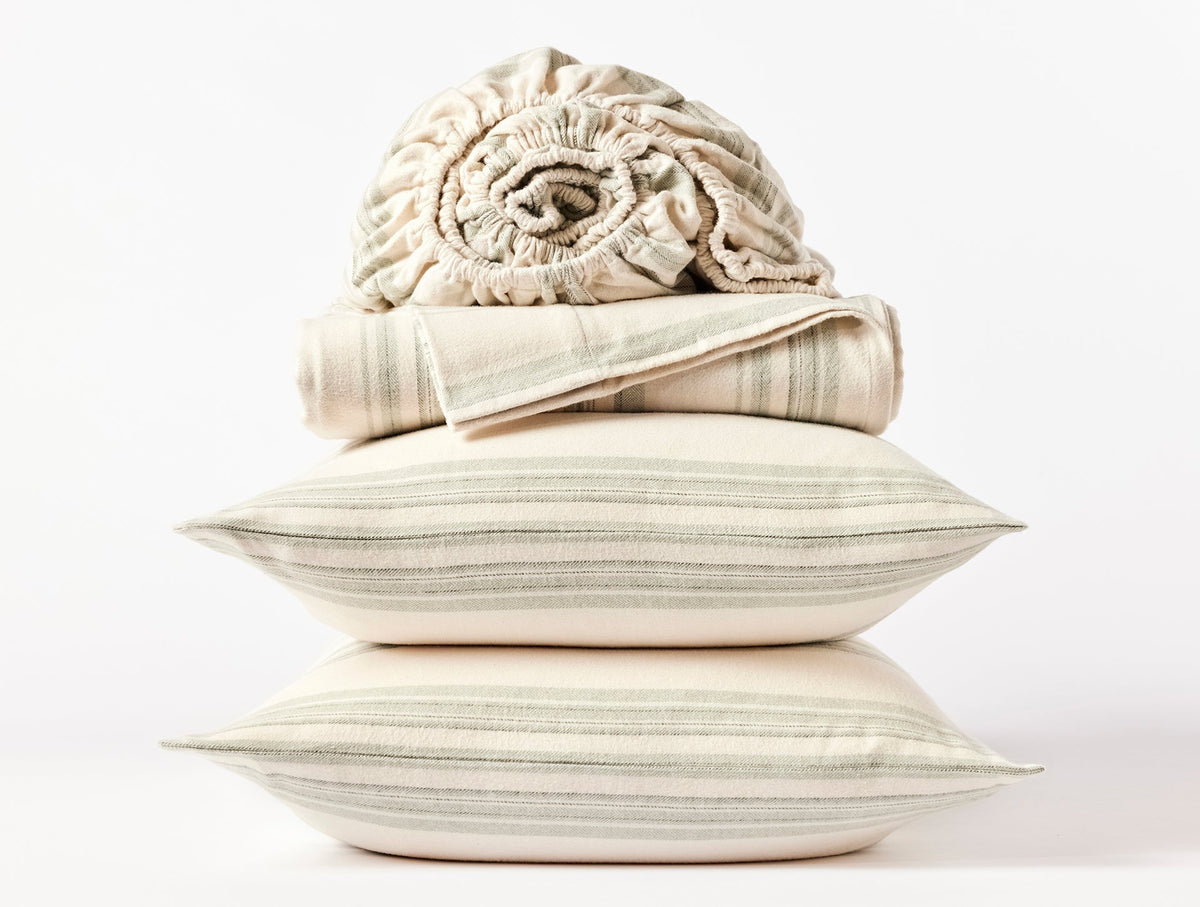 Coyuchi Cloud Brushed Organic Flannel Sheet Set