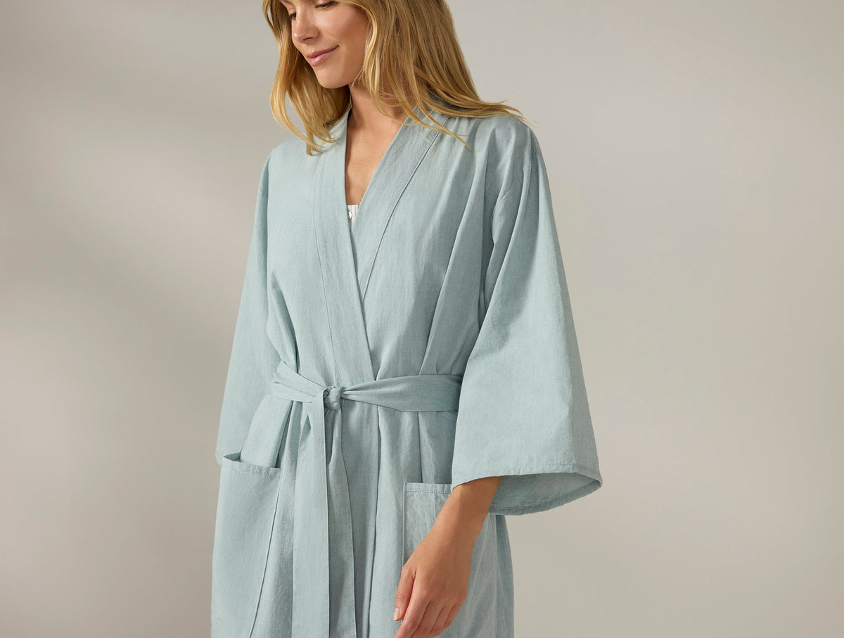 Coyuchi Surf Chambray Women's Isla Organic Cotton Robe