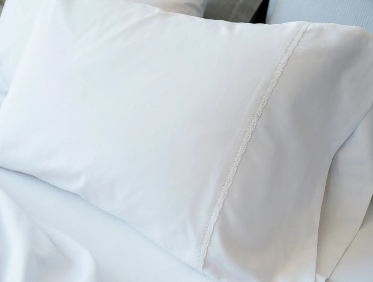 Coyuchi King Alpine White Scalloped Cloud Soft Organic Sateen Sheet Set