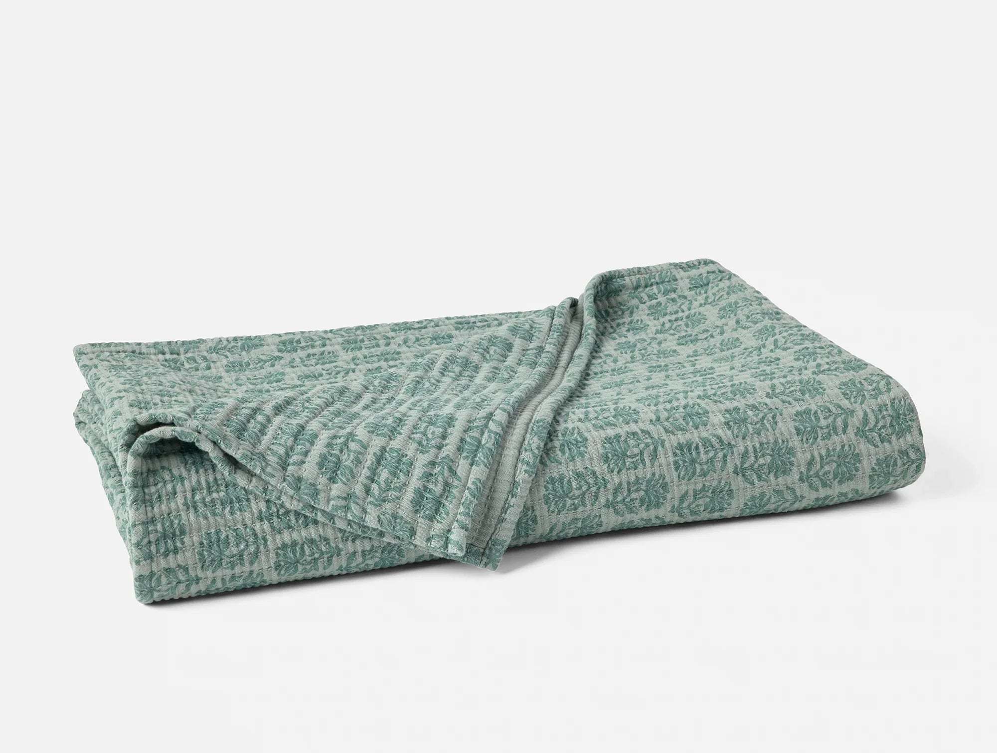 Coyuchi Full Queen Thyme Chrysanthemum Mirada Organic Matelasse Blanket