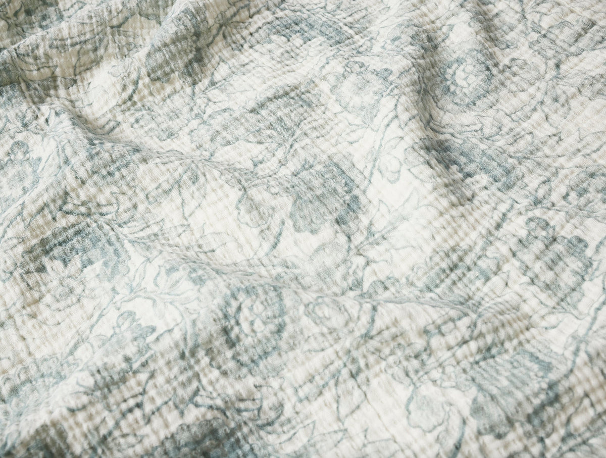 Coyuchi Balboa Organic Matelasse Print Throw