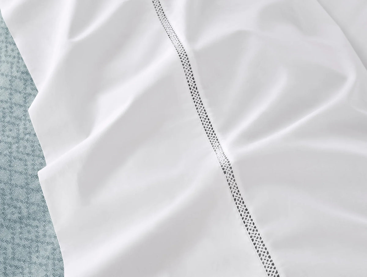 Coyuchi Twin Alpine White Lattice Organic Percale Sheet Set