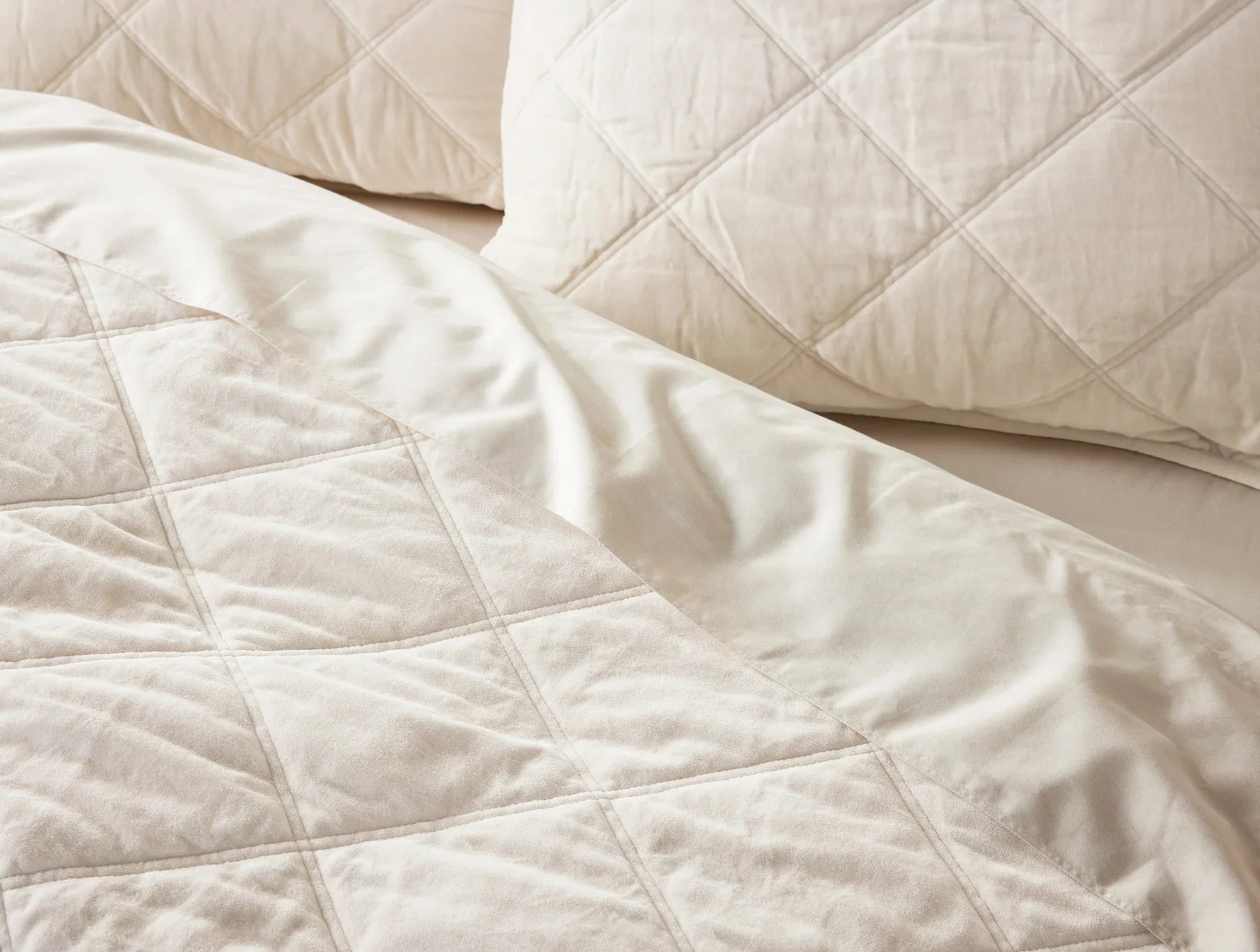 Coyuchi King Undyed Velvet Organic Quilt