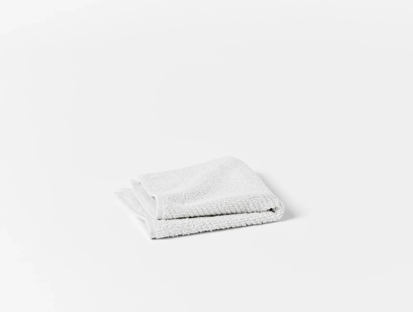 Coyuchi Wash Cloth Alpine White Air Weight Organic Towels & Bath Mats