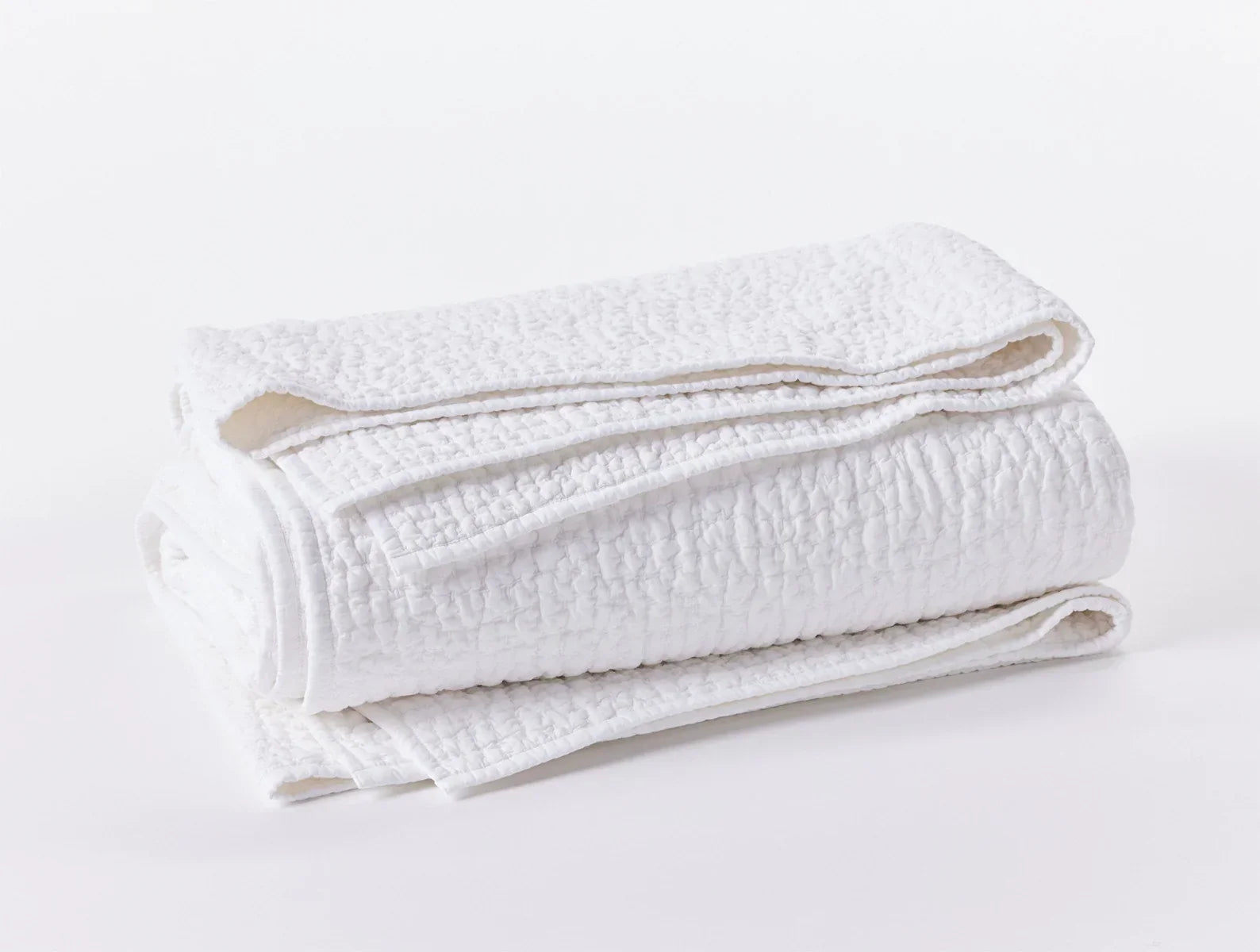 Coyuchi Alpine White Pebbled Handstitched Organic Quilt