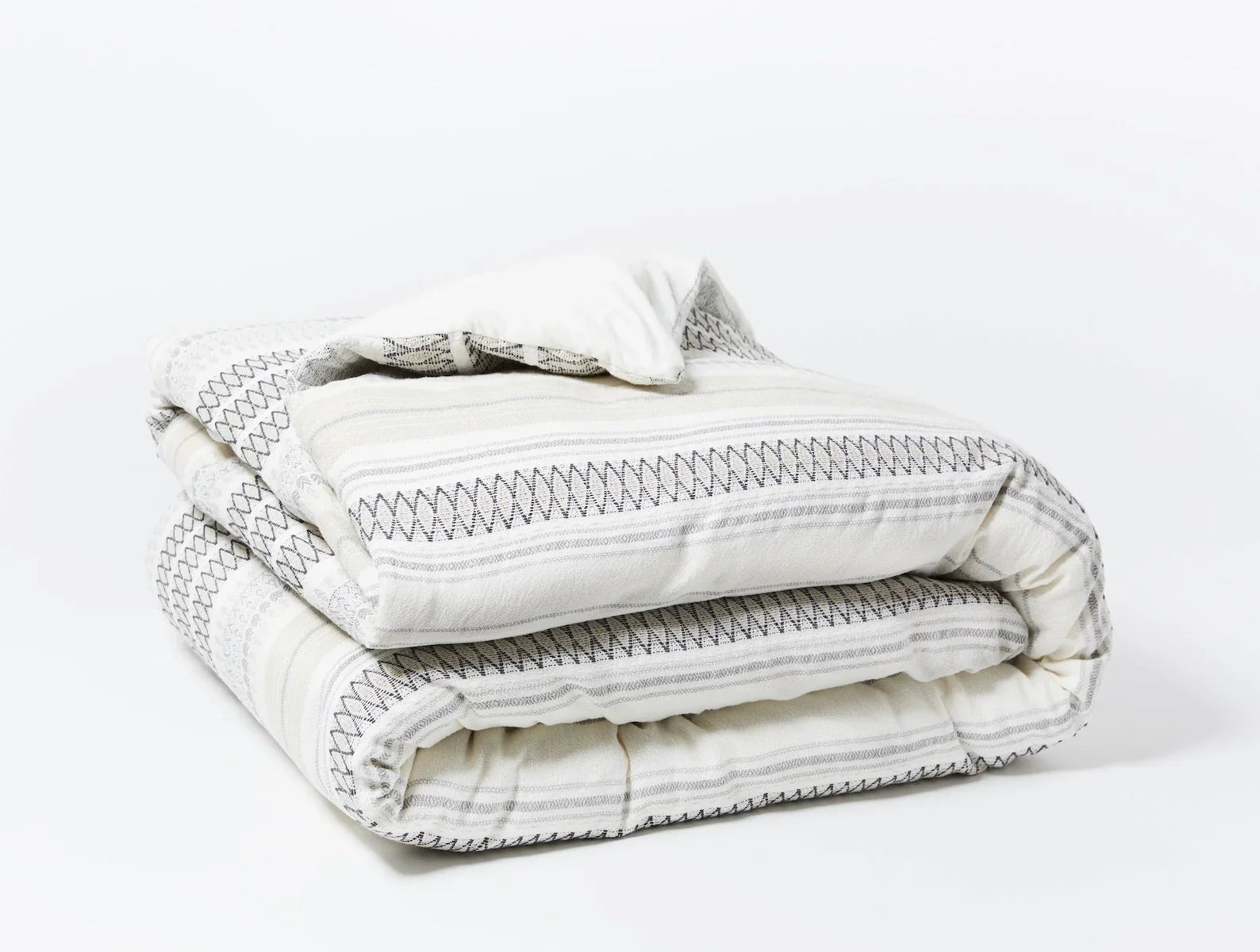 Coyuchi King Soft White w Deep Graphite Lost Coast Organic Duvet Cover