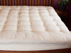 Holy Lamb Organics All-Natural Quilted Topper / staff