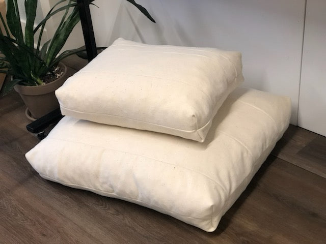 Holy Lamb Organics Natural Pet Beds