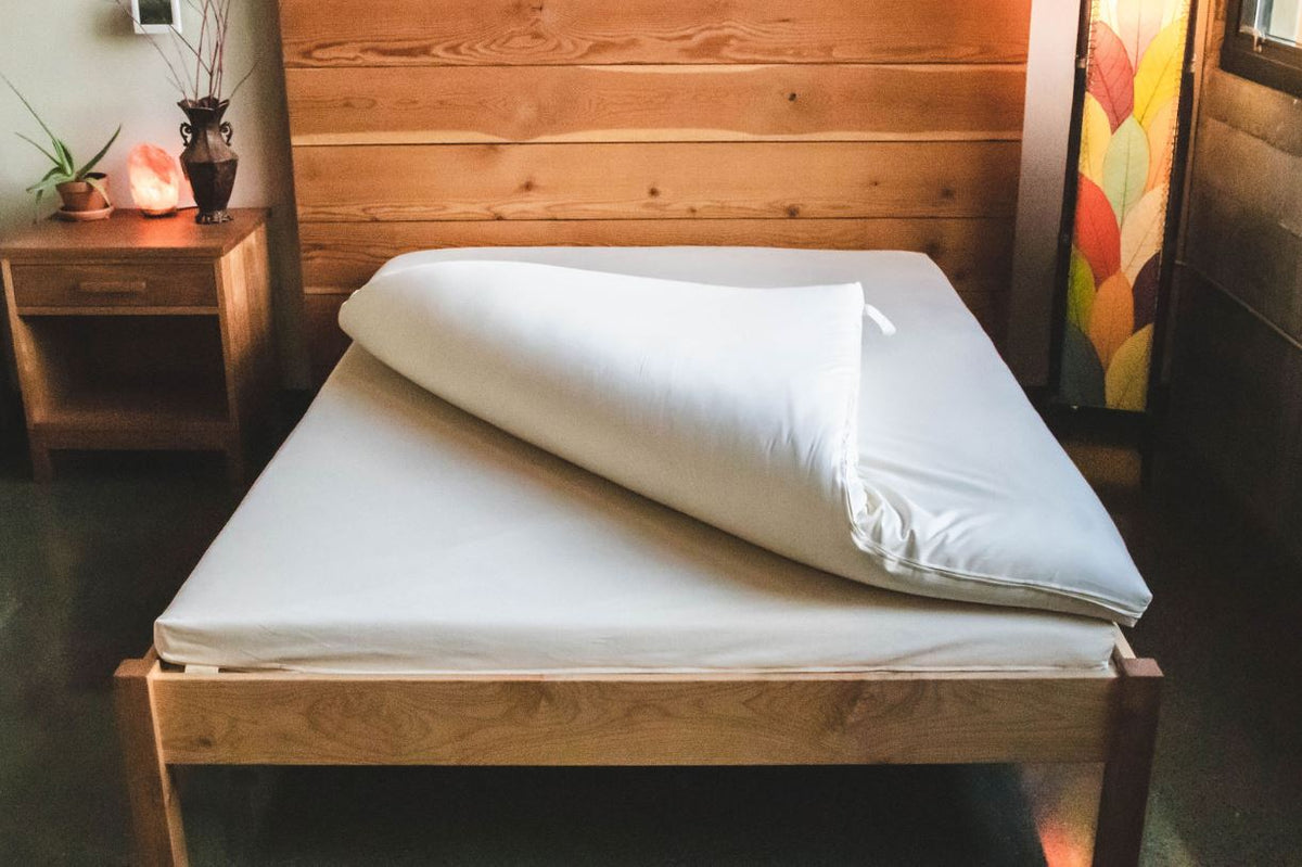 Holy Lamb Organics Natural Wool &amp; Latex Shikibuton