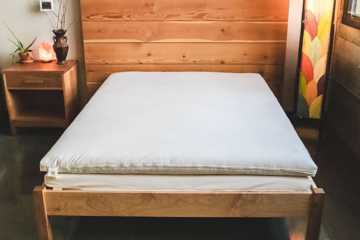 Holy Lamb Organics Natural Wool &amp; Latex Shikibuton