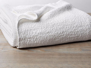 Coyuchi Alpine White Cascade Organic Matelasse Blanket