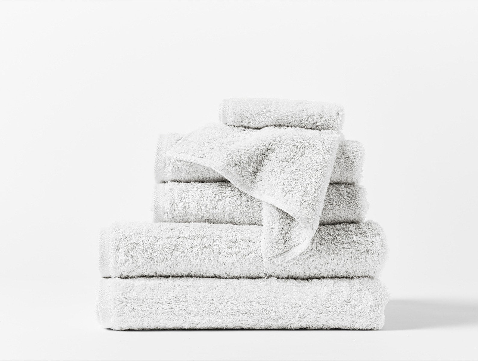 Coyuchi Alpine White Cloud Loom Organic Towels & Bath Mat