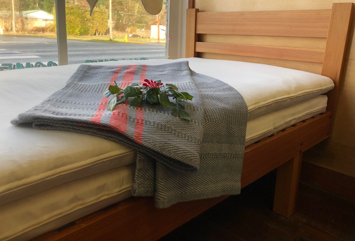 Holy Lamb Organics Natural Wool &amp; Latex Mattress Topper