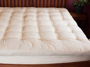 Holy Lamb Organics All-Natural Quilted Topper